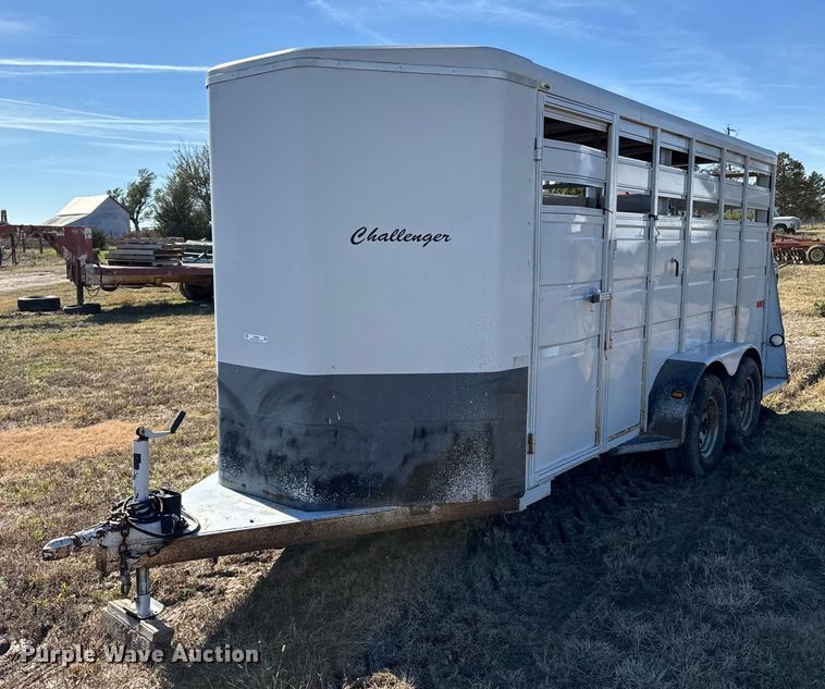 2008 Titan livestock trailer - EP0888