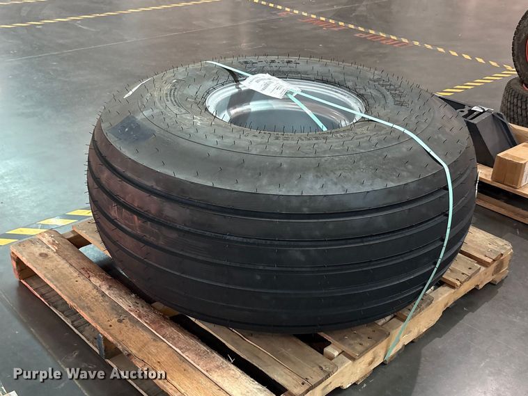Titan 19L-16.1SL wheel and tire - EU0470