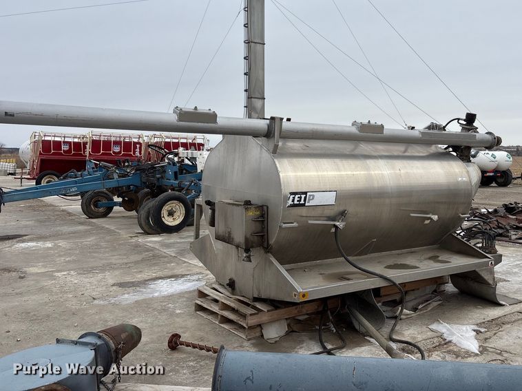 2015 CEI Equipment Company A 25MXL Feed delivery bed - FB3601