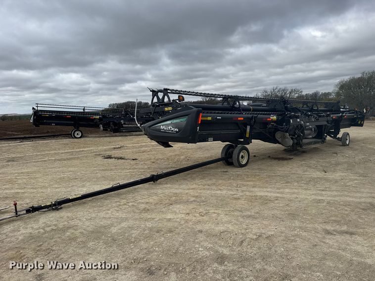 MacDon FD75-D Flexdraper flex draper head - FB7124