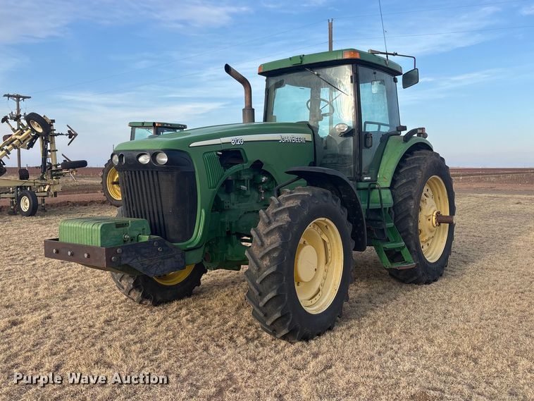 2002 John Deere 8120 HFWD tractor - FC2172