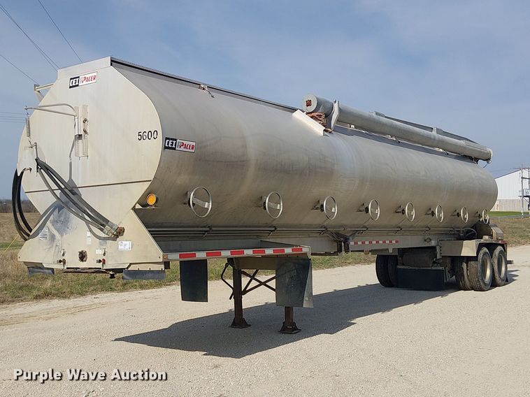 2018 CEI AT35LW feed delivery trailer - FH7043