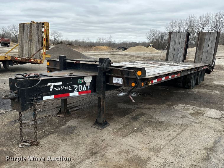 2000 Trailboss equipment trailer - DV0840