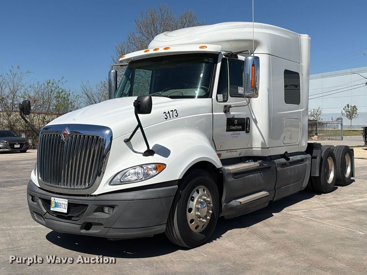 2015 International ProStar Plus semi truck - ED5188