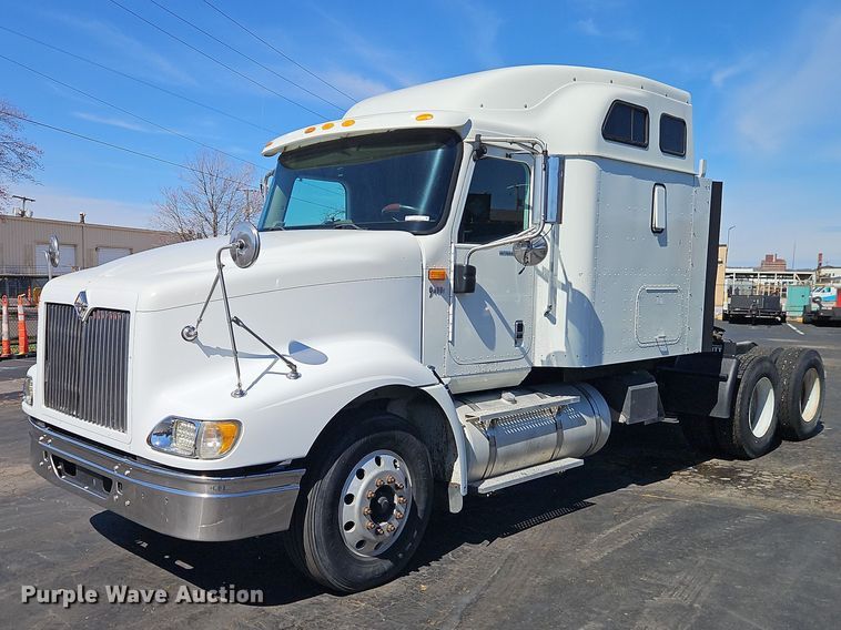 2006 International 9400i semi truck - EO7116
