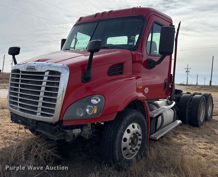 2015 Freightliner Cascadia semi truck - EP2849