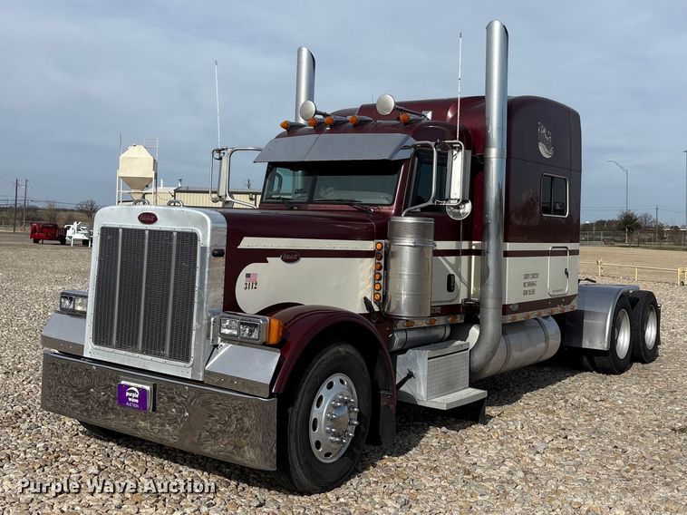 2007 Peterbilt 379 semi truck - EU0369