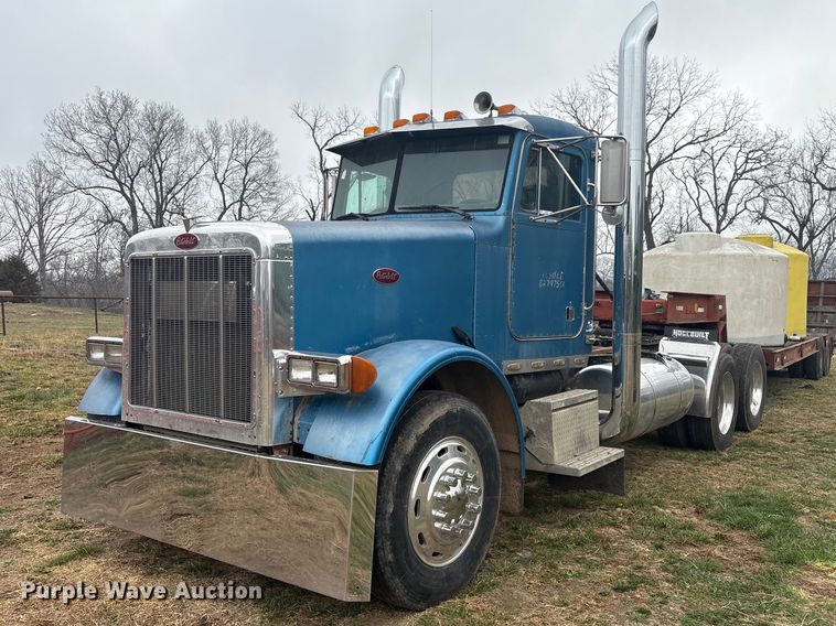 1990 Peterbilt 378 semi truck - EV2787