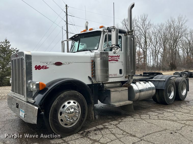 2006 Peterbilt 379 semi truck - FK1769