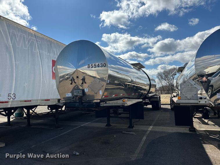 1985 Stainless Tank Trailers tank trailer - FK1819