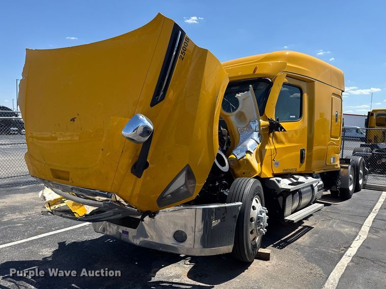 2025 Freightliner Cascadia 126 semi truck - NK9192