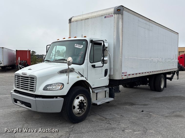 2018 Freightliner Business Class M2 box truck - YA1381