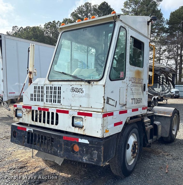 2006 Ottawa 30 yard truck - YA1704