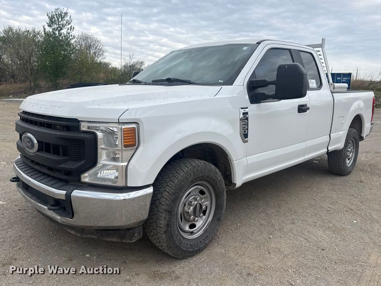 2021 Ford F250 Super Duty Ext. Cab pickup truck - DO8486