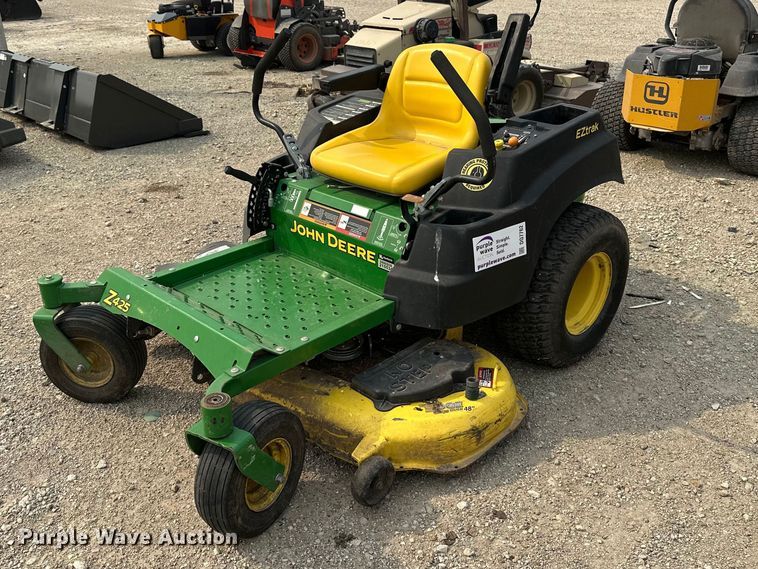 2011 John Deere Z425 ZTR lawn mower - DQ7762