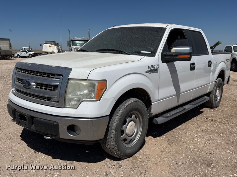 2014 Ford F150 Crew Cab pickup truck - DZ5400