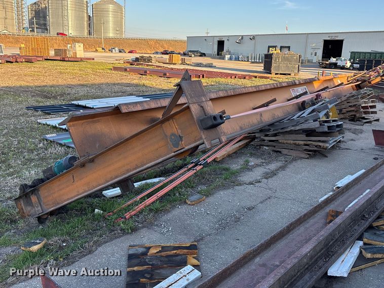 Abel-Howe overhead crane - EA4692