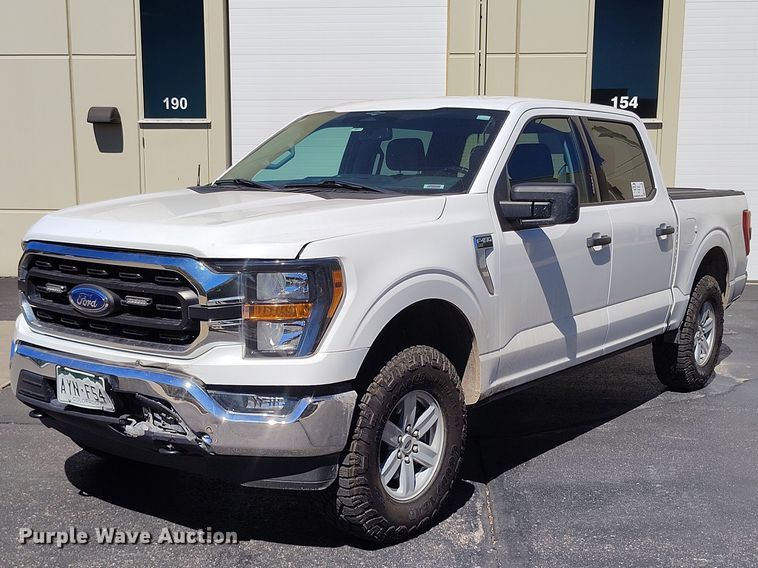 2023 Ford F150 Crew Cab pickup truck - EC8989