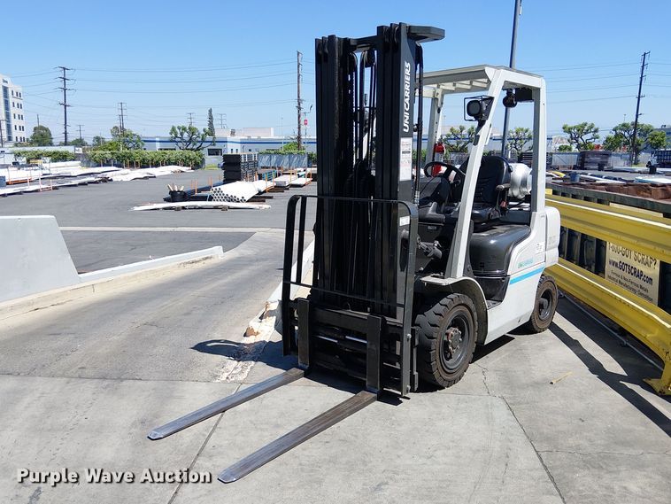 2017 UniCarriers PF50 forklift - EE5290