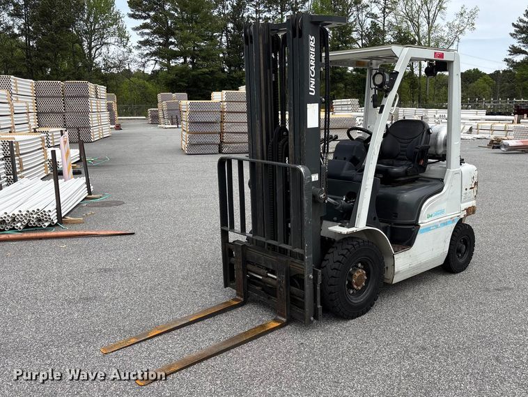 2017 UniCarriers PF50 forklift - EF1072