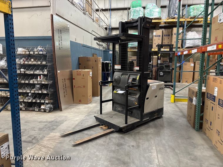 2017 Crown SP3520-30 order picker - EF1086