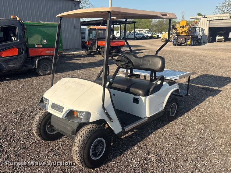 2015 EZ Go E103 golf cart - EG8951