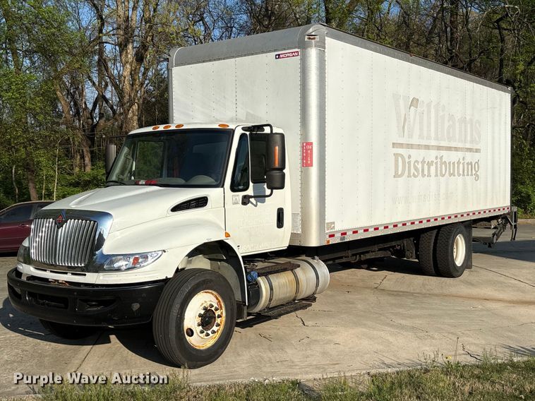 2019 International Durastar 4300 box truck - ES8731