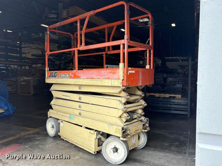 JLG 2632E2 scissor lift - ES8895