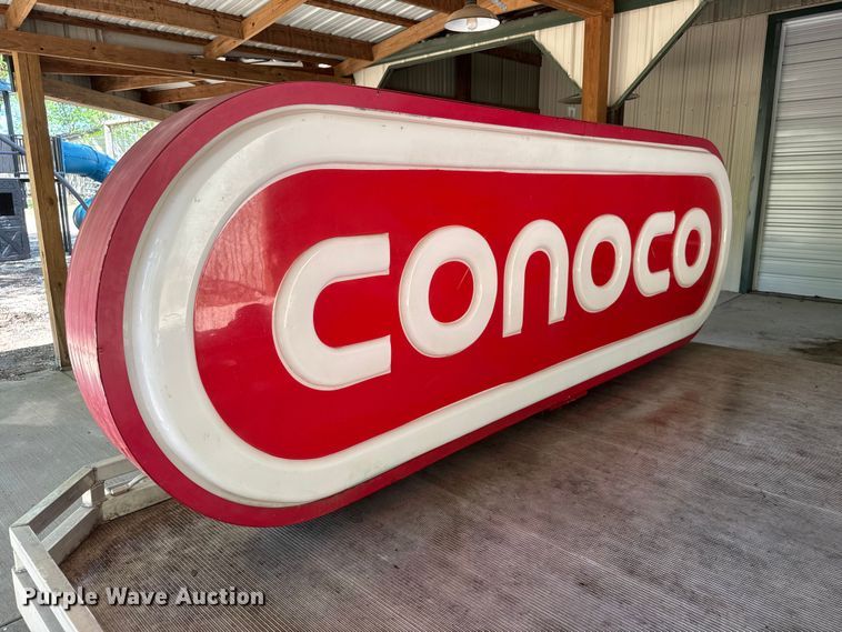 Zimmerman Sign Co. Conoco sign - ET1940