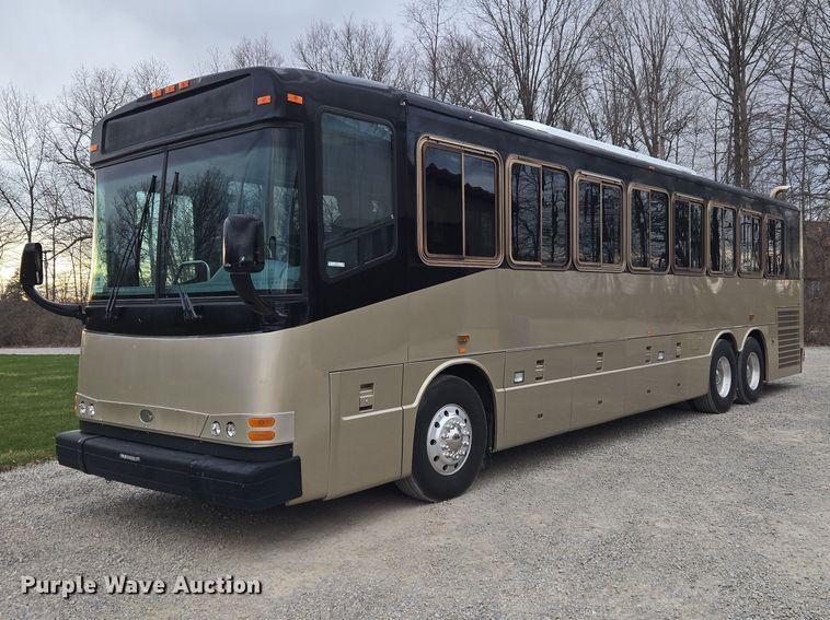 2009 Blue Bird CoachWorks coach bus - ET5011