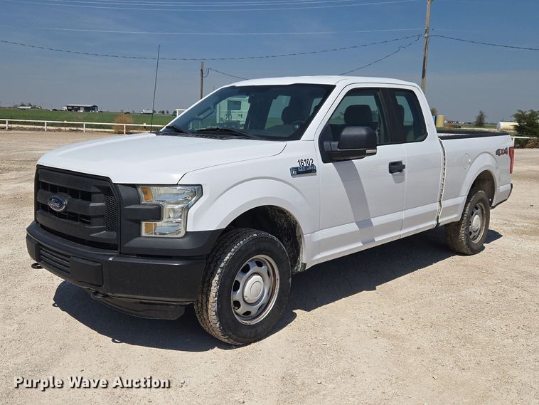 2016 Ford F150 Ext. Cab pickup truck - ET5188