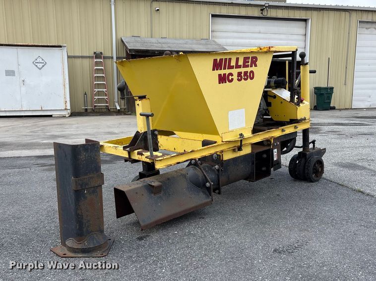 Miller MC 550 curb machine - EU8625