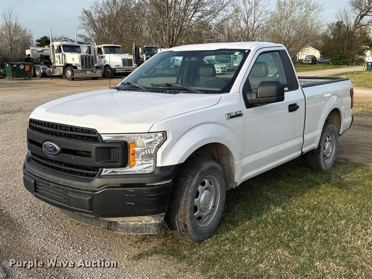 2018 Ford F150 pickup truck - EV7658