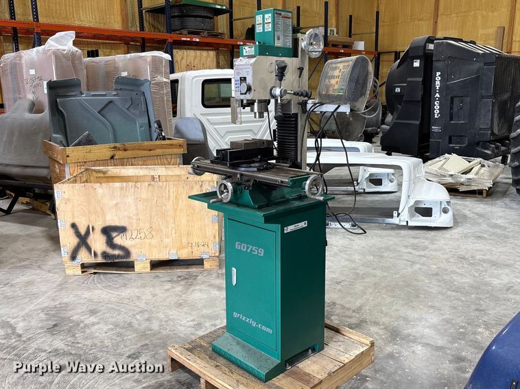 2023 Grizzly Industrial G0759 milling machine - FB3361