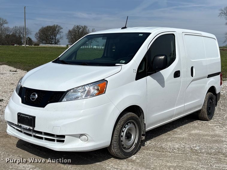 2021 Nissan NV200 van - FB3365