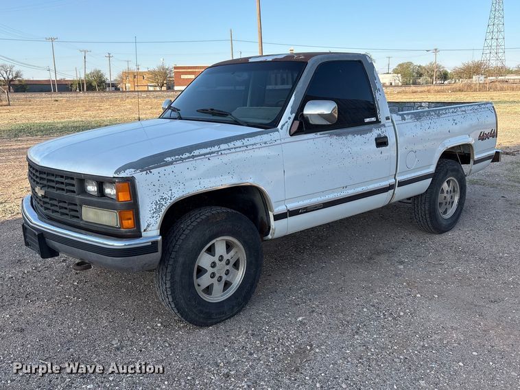 1988 Chevrolet K1500 pickup truck - FC2158