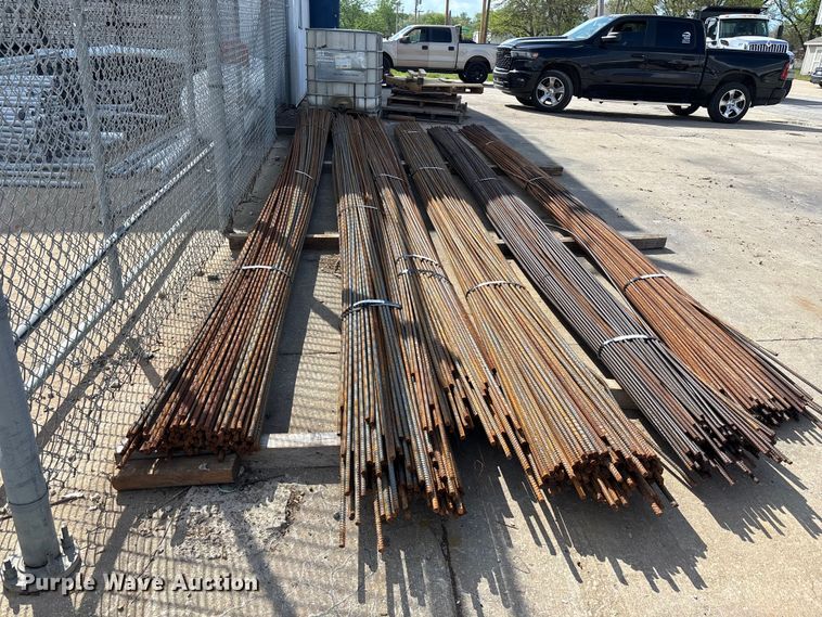 (2) bundles of 5/8" rebar - FC4586