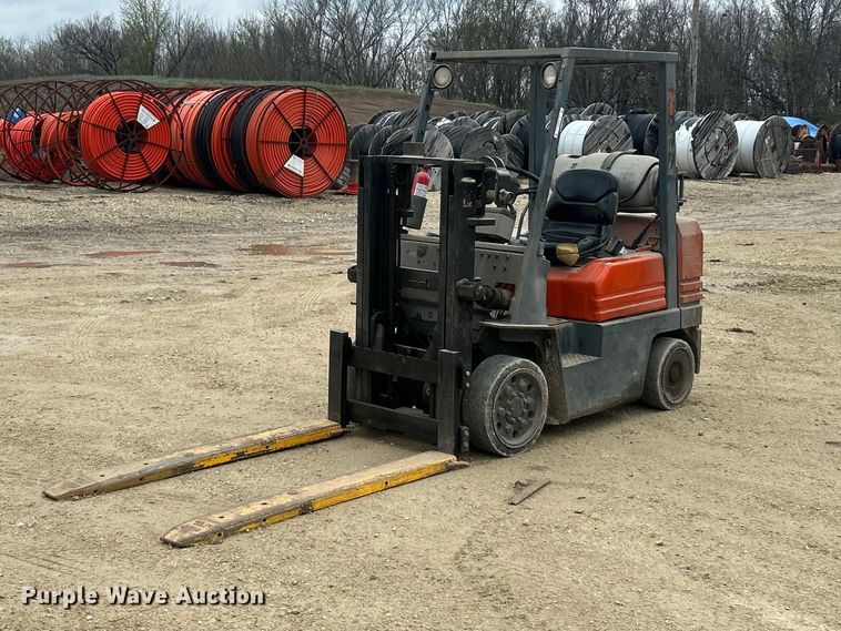 Toyota 5FGC25 forklift - FC5339