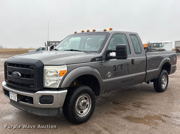 2011 Ford F250 Super Duty Ext. Cab pickup truck - FG2840