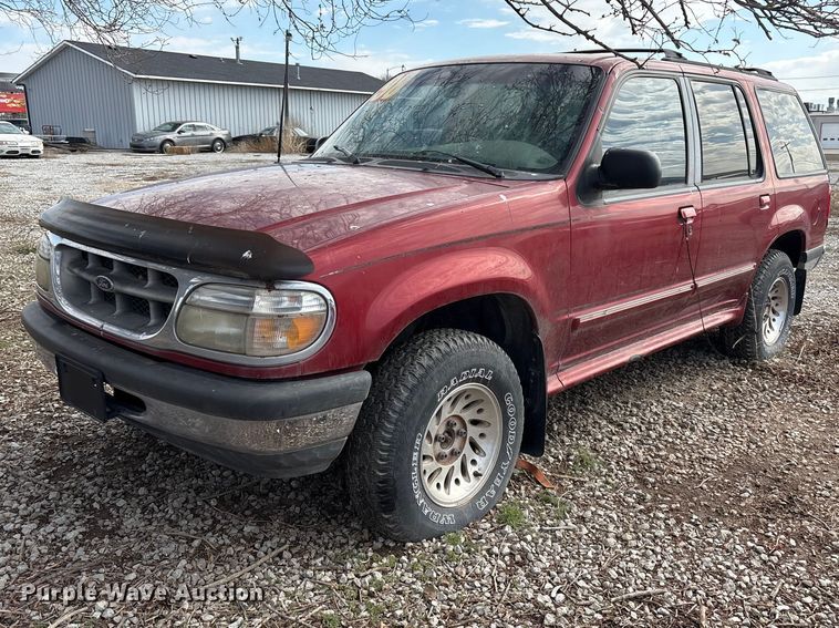 1998 Ford Explorer SUV - FG2849