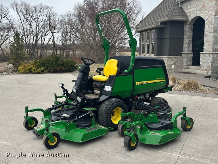 2019 John Deere 1600 Turbo Series III lawn mower - FK0026