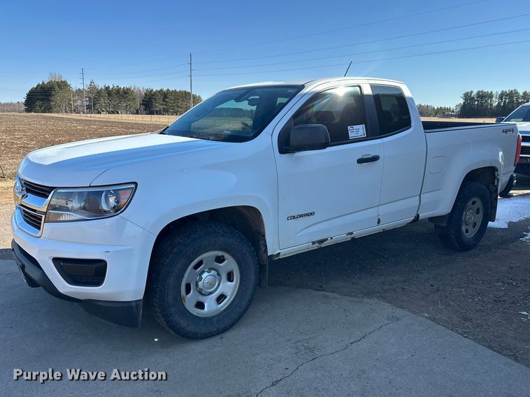2016 Chevrolet Colorado Ext. Cab pickup truck - FK0037