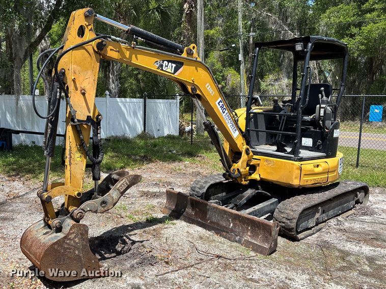 2019 Caterpillar 303.5E2 CR mini excavator - DU0463