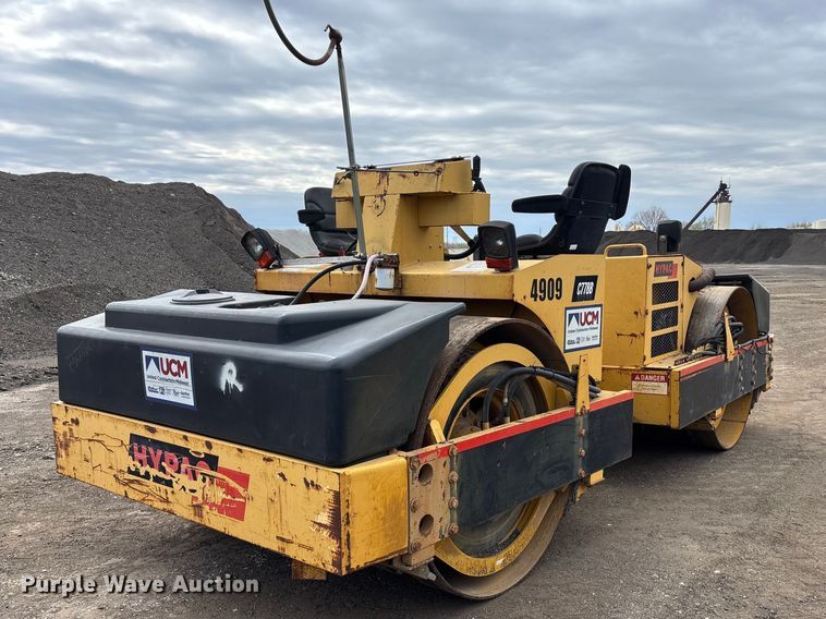 1999 Hypac C778B double drum vibratory roller - EA4743