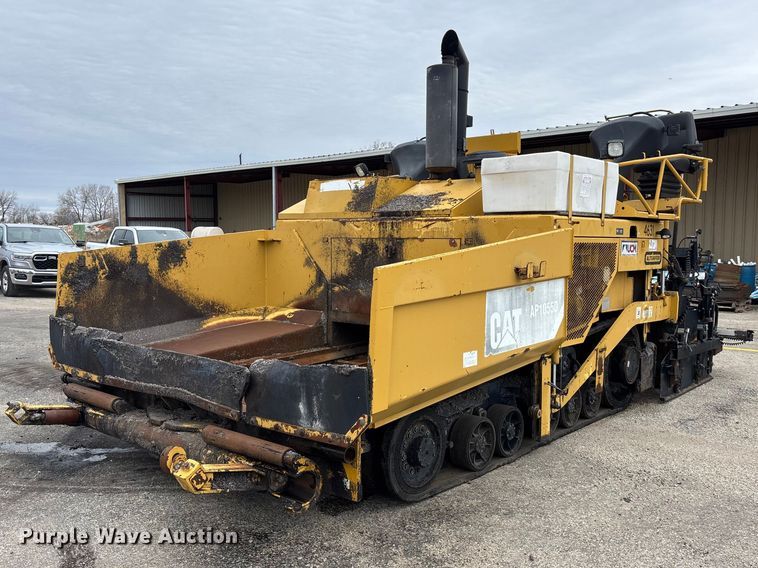 2010 Caterpillar AP–1055D paver - EA4746