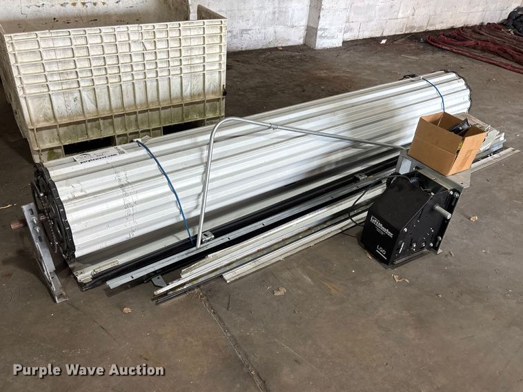 LiftMaster LGO garage door - EA5492