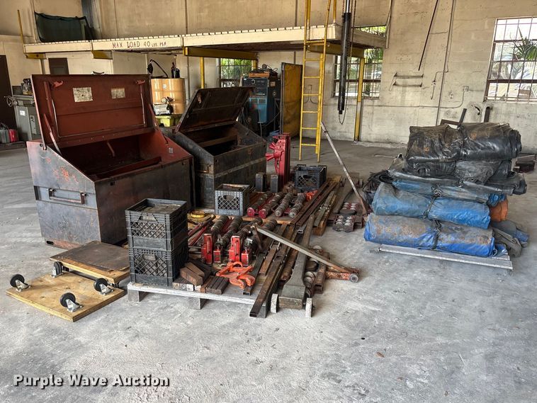 Moving machinery and rigging equipment - EA5498