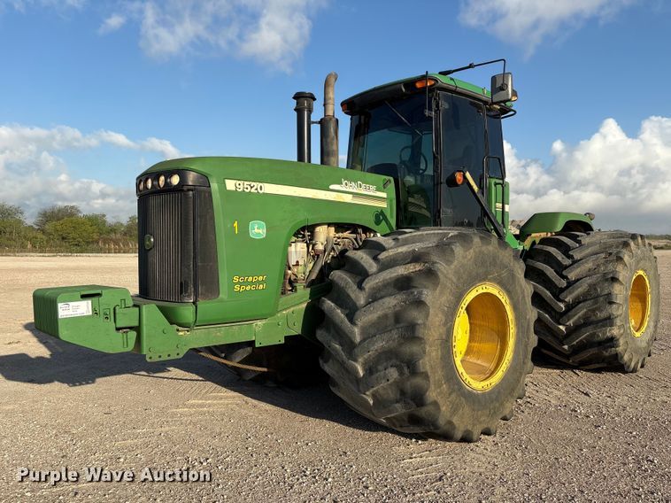 2006 John Deere 9520 Scraper Special 4WD tractor - EA7244