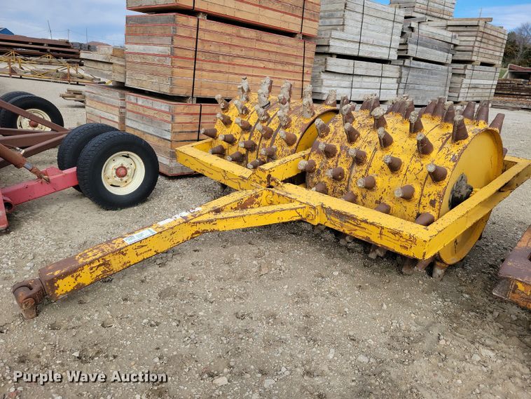 Wedgefoot roller - EE0932
