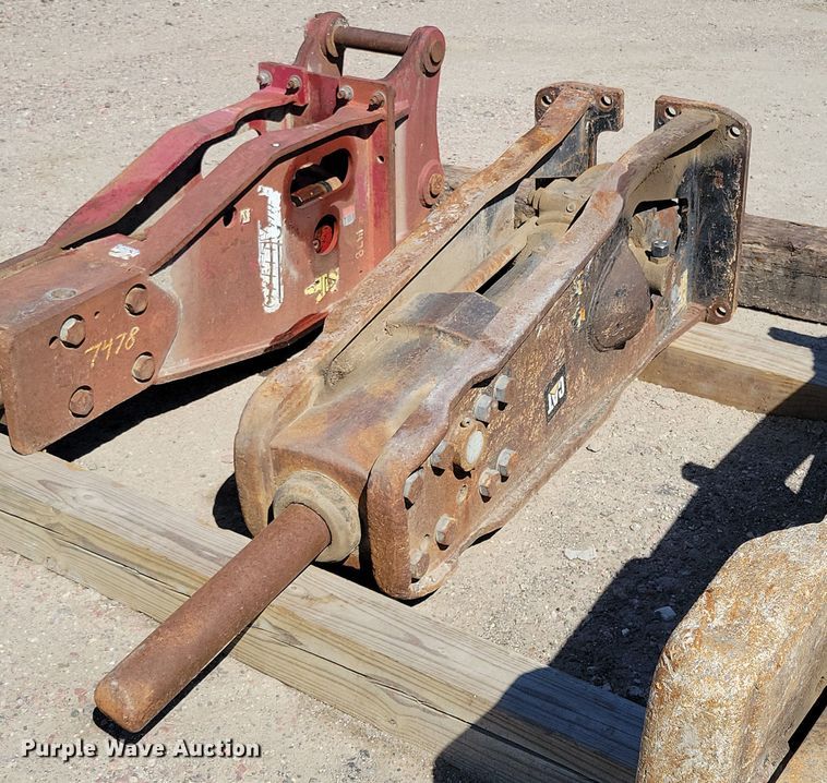 Caterpillar breaker - EE0935